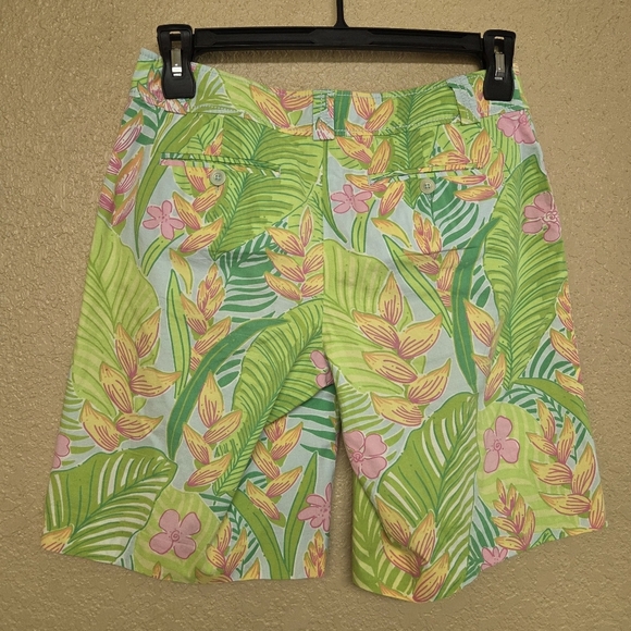 Vtg Lilly Pulitzer Tropical Floral Bermuda Shorts Sz 8 Beachy Summer Casual - Picture 7 of 9